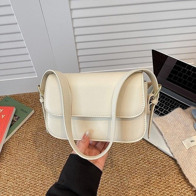 【014】Minimalist Leather Crossbody Saddle bag【$89.22】
