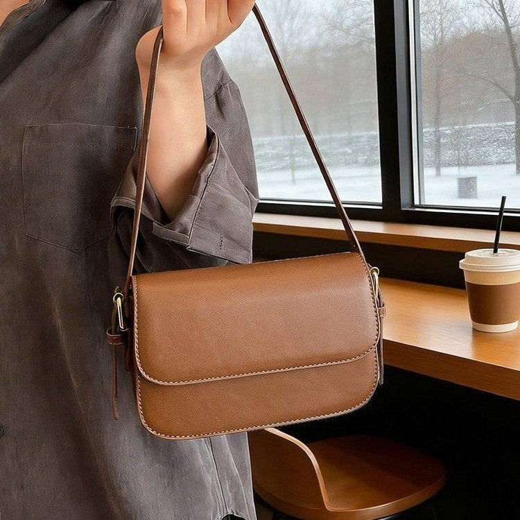 【014】Minimalist Leather Crossbody Saddle bag【$89.22】