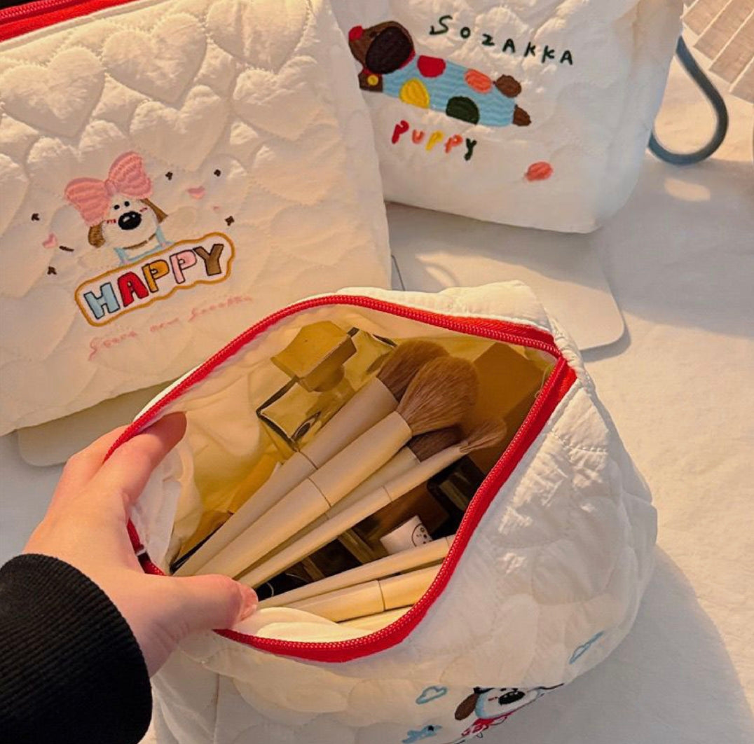 【B01】Cute Puppy Quilted Cosmetic Bag【$39.21】