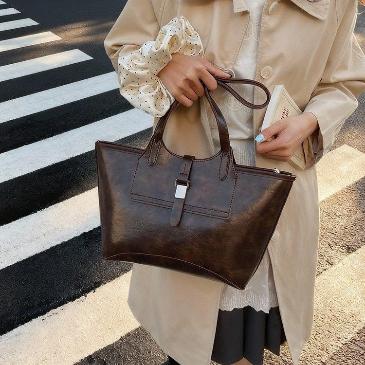 【017】Vintage Buckle Large Tote Bag【$109.10】